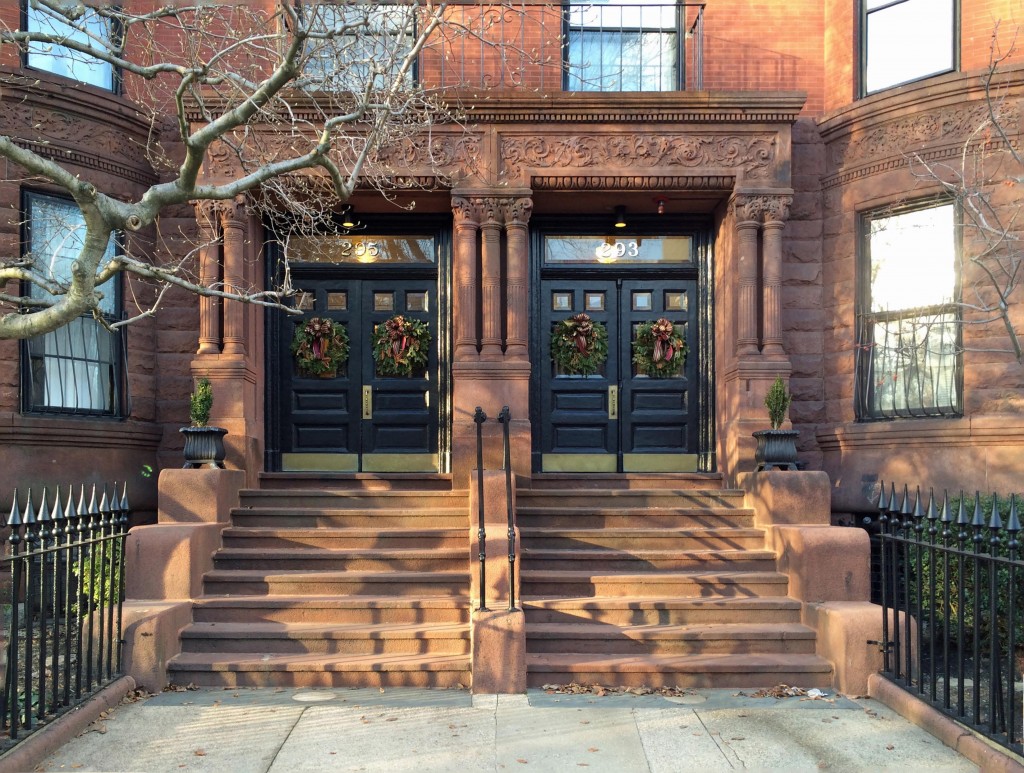 Back Bay in Boston: It's Christmastime in the City - The Front Door Project, image size:1024x773